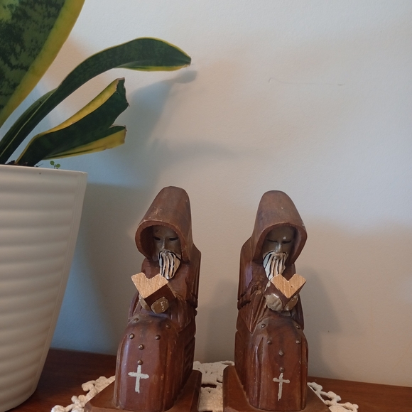 Handcrafted Wooden Monk Figurines - Picture 4 of 4